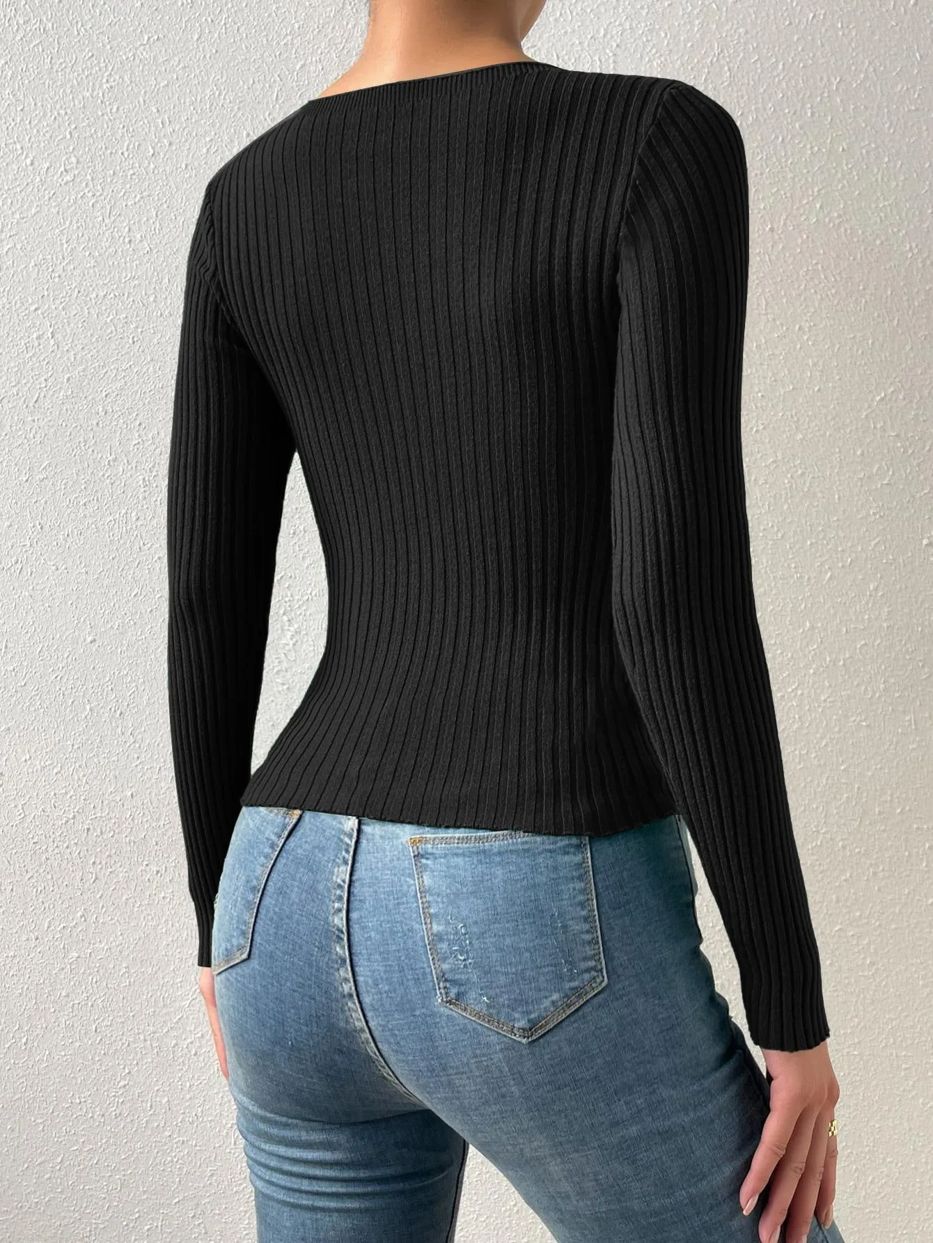 SHEIN Privé Cut Out Twist Front Sweater